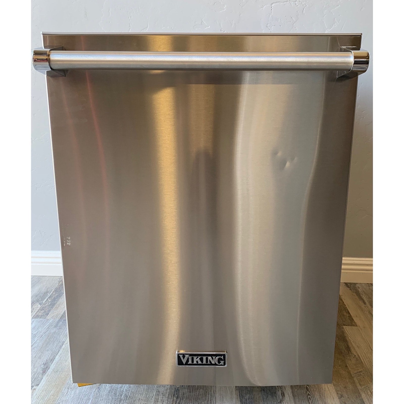 Viking VDWU524SS 24 Inch Fully Integrated Dishwasher With, 41 OFF